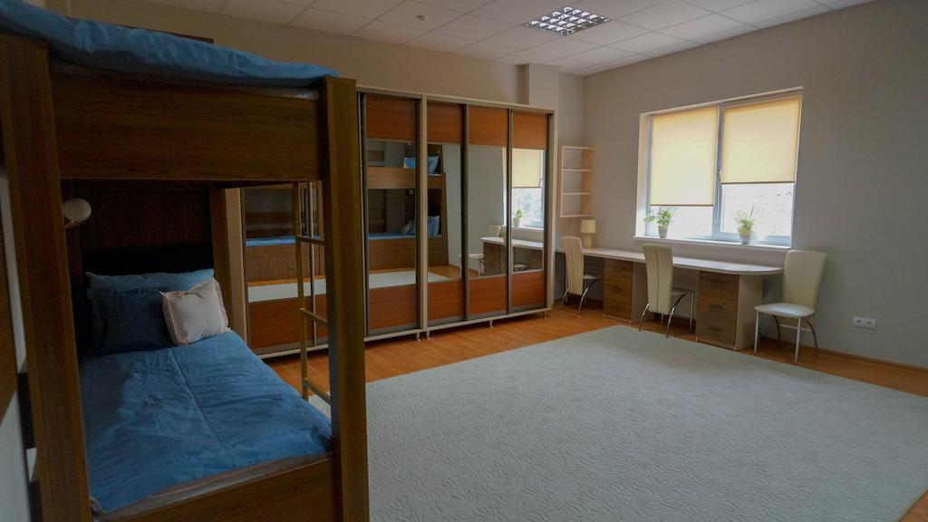 City Hostel Panorama Uzhhorod Room photo