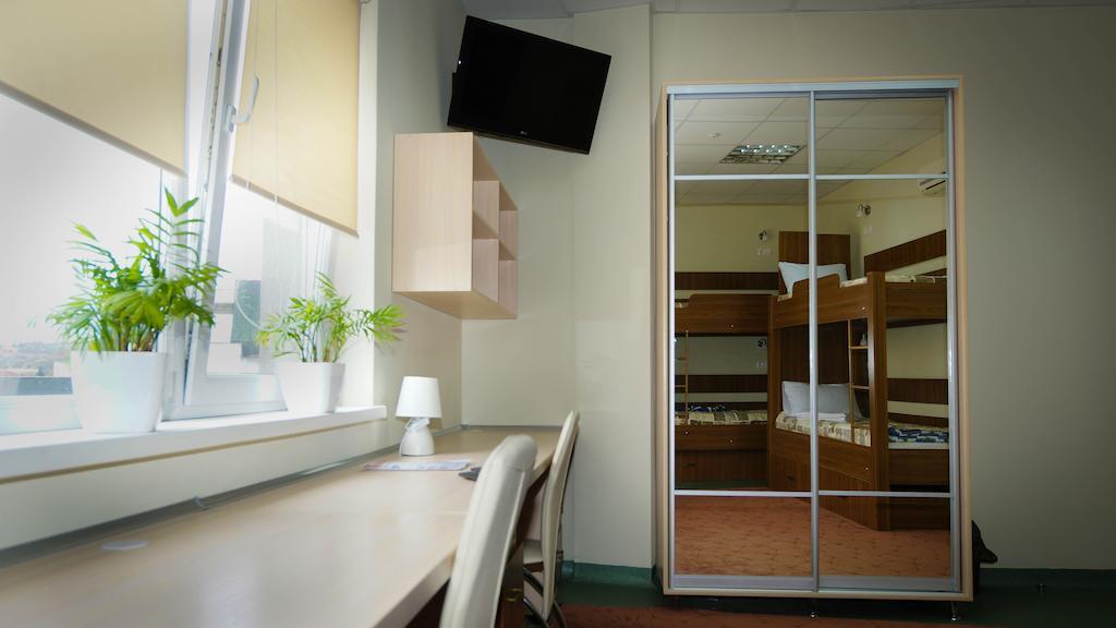 City Hostel Panorama Uzhhorod Room photo