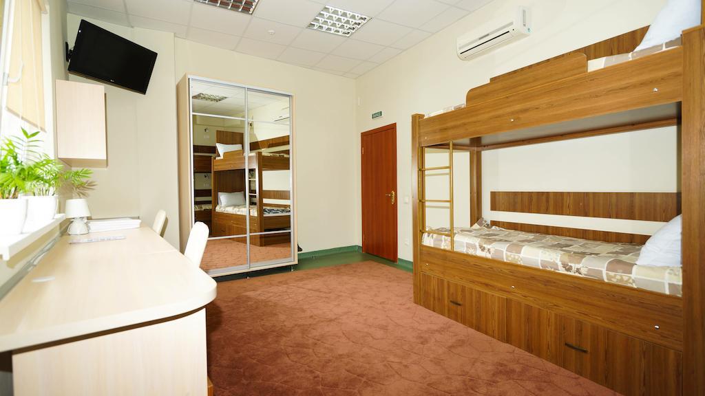 City Hostel Panorama Uzhhorod Room photo